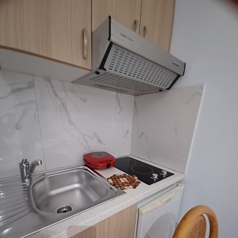 Arileo Ξενοδοχείο Χειμάρρα Δωμάτιο φωτογραφία